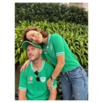 Gabriella Pession Instagram - Irlandese per un giorno …con il cuore per sempre ❤️🇮🇪🍀 . . #loveireland #irish #thetwoofus❤️ #us @richardfloodofficial