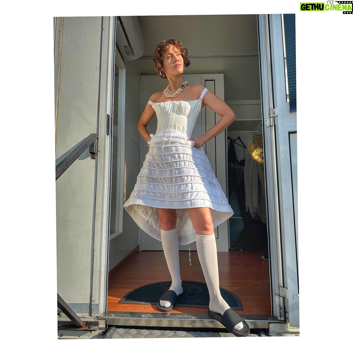 Gabriella Pession Instagram - Una gina ottocentesca un po’ alla Jean Paul Gaultier #style . . #onset #ilcontedimontecristo #ilovemyjob #backstage #fun