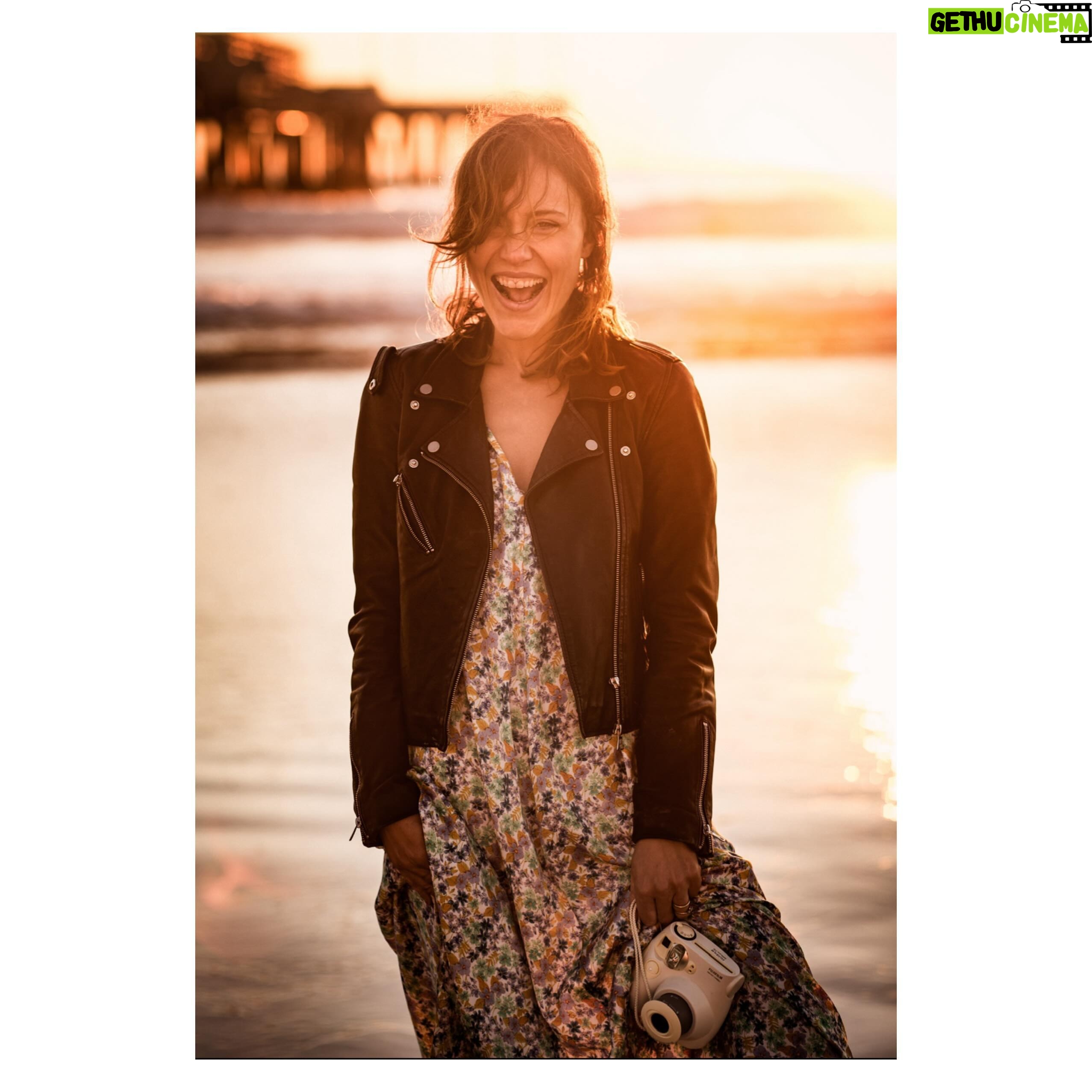 Gabriella Pession Instagram - Missing the ocean and LA … #tbt #losangeles #venicebeach @paolacarleo @berrybeephoto