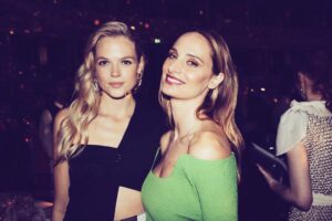 Gabriella Wilde Instagram - Thank you @thelsd and @modaoperandi for a wonderful evening @britishfashioncouncil #fashionawards last night 💫