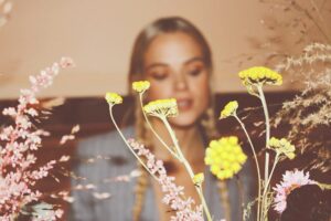 Gabriella Wilde Instagram - 📷 @rebeccacorbinmurray 💐