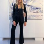 Gabriella Wilde Instagram - Thank you for having me @gracehanglobal at the Asian Art exhibition in london and your beautiful flagship store. #gracehan #gracehaninlondon