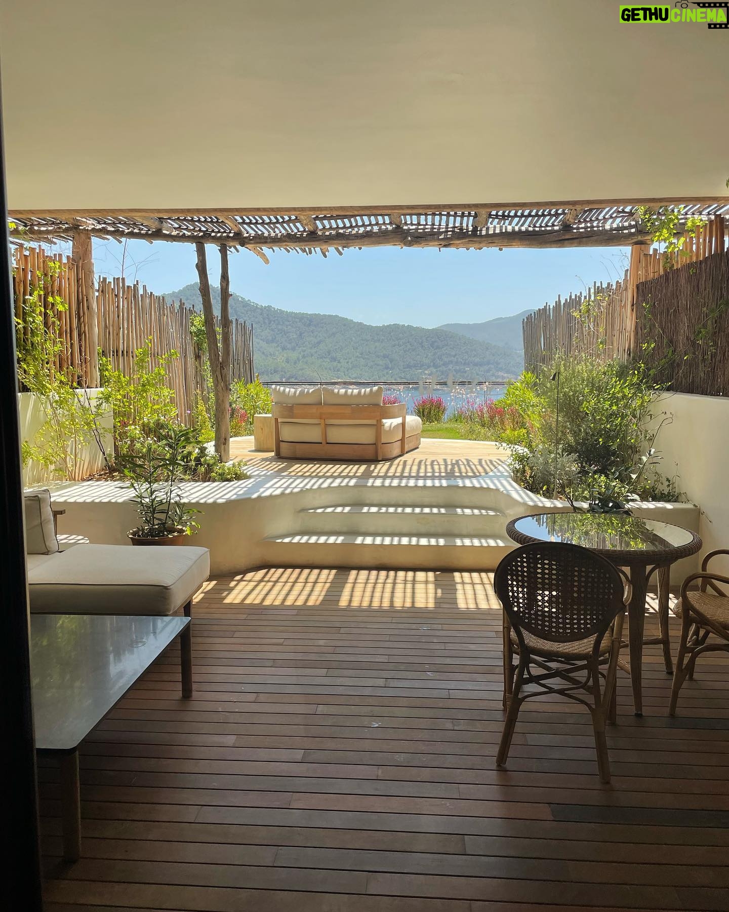 Gabriella Wilde Instagram - Thank you for having me @sixsenses.ibiza @thebeachcavesibiza . One of the most beautiful hotels I’ve ever been too. Feeling amazing after my stay and a few days by with this view 🙏💕✨ @purplepr #sixsenses #ibiza #thebeachcavesibiza
