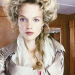 Gabriella Wilde Instagram - Now and then.... my first and last time in costume waiting to go to film in Cornwall. I cant believe its been 4 years and now I am leaving having shot my last scene here for @official_poldark. It’s been wet and wonderful .. I have loved working here and will miss this beautiful part of the country 💗 #cornwall #poldark #4years #bbc #perioddrama #carolineenys #carolinepenvenen
