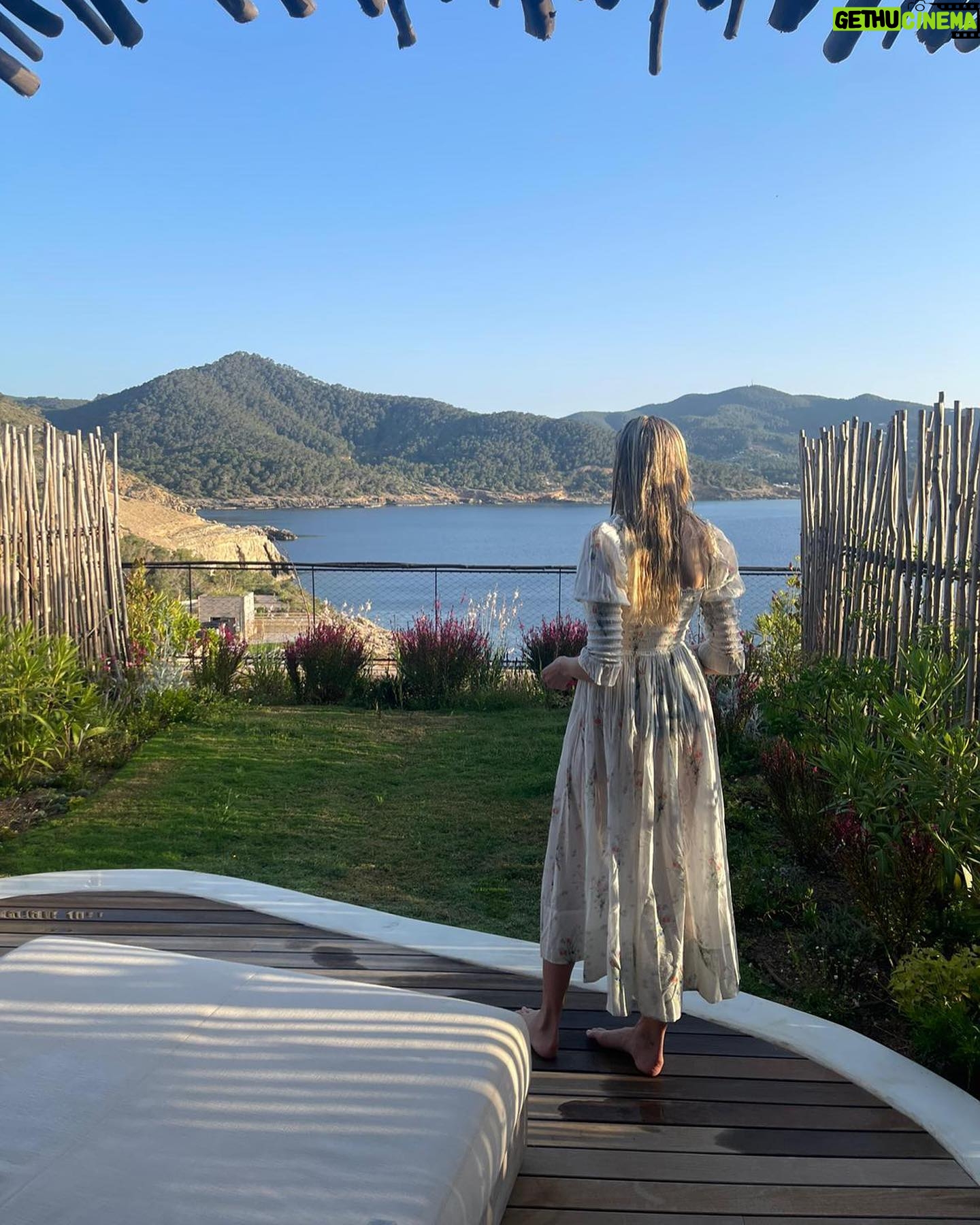 Gabriella Wilde Instagram - Thank you for having me @sixsenses.ibiza @thebeachcavesibiza . One of the most beautiful hotels I’ve ever been too. Feeling amazing after my stay and a few days by with this view 🙏💕✨ @purplepr #sixsenses #ibiza #thebeachcavesibiza