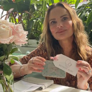 Gabrielle Anwar Instagram - We’re live! @rethinkbabyorg Join the crusade!!! @shareefmalnik
