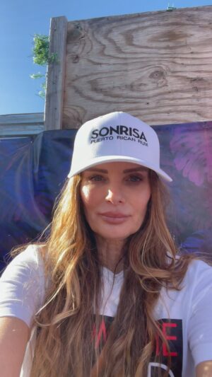 Gabrielle Anwar Instagram - @sonrisarum @fatjoe dollar per bottle goes to small businesses #puertorico @shareefmalnik