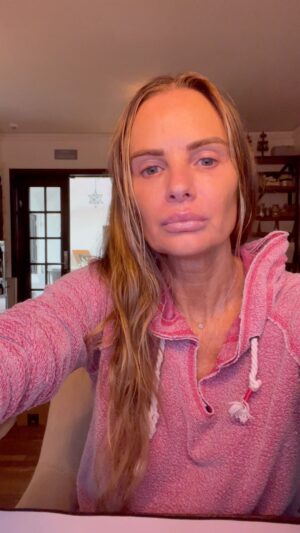 Gabrielle Anwar Instagram - Why are Jews persecuted?  I just can’t find any legitimate answers. @shareefmalnik @schwarzenegger