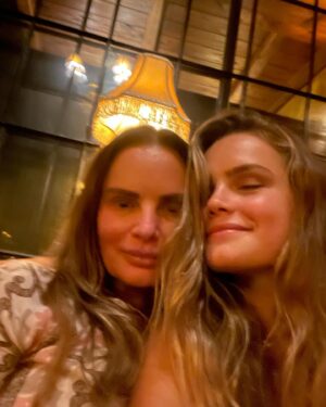 Gabrielle Anwar Instagram - @paisleyverea refuses to selfie with me. This was the best we have & I am blurry! @shareefmalnik