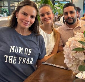 Gabrielle Anwar Instagram - Mama’s Day Brunch with @paisleyverea @yaseenmalnik @shareefmalnik missing @willowxylia & Hugo!