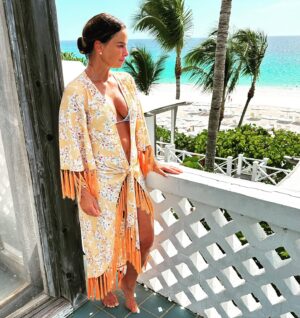 Gabrielle Anwar Instagram - Morning contemplation by @shareefmalnik
