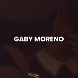 Gaby Moreno Instagram - IT’S OUT!!!! 🤸🏻‍♂️🤸🏻‍♂️🤸🏻‍♂️
So ridiculously excited to share my new album and this new chapter in my life! Thank you to all the magical beings who brought it to life. 

The fearless musicians @saymanns @kimonkirk @davidgarzamusic @gravywill @tylerchester @marcribotmusic @jengunderman @russpahl @tonyscherr @dickthegentleman @jesseharrismusic @dalarecords @joepisapia @richhinman @wlly.daniels @jondryden68 @drewtaubenfeld @greccoburatto @lindsayloumusic @rachaeldavismusic and the wonderful songwriters @adamlevyguitar @jenniferhansonmusic @brophy.nick @jennschott #jesseharris @heitortpereira 

Thank you to my special guests @parksvandyke and #OscarIsaac

Thank you to the recording engineers @chrissorem #MikePiersante @karlwingate @chikngreeze @juanpabloairwaves #sebastianaymanns 
and mastering engineer Kimberly Rosen at @knackmastering 

Thank you to the amazing producer, musician and mixing engineer that you are @danknobler !! A delight to work with you my friend.

My @cosmicaartists family. Grateful for all of you! 💜

Photo: @g.n.z.0 
Art direction: @chemabonilla 

Alright everybody. Please go give #DUSK some love and I’ll see you on the road!! 🚌 🎶🥰