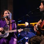 Gaby Moreno Instagram – Que forma de iniciar este 2024 cantando #LunaDeXelaju junto con Oscar Issac en @fallontonight con @jimmyfallon ❤️

What a way to start 2024 singing #LunaDeXelaju together with Oscar Issac on @fallontonight with @jimmyfallon ❤️

📷: Todd Owyoung/NBC @toddowyoung 

Suit and guitar straps by: @liacohenoficial 💜💜💜