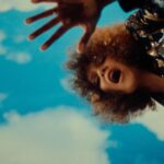 Gaby Moreno Instagram - “Solid Ground” es el primer sencillo de mi nuevo disco que saldrá el próximo año en Febrero. Muy pronto se viene el 2do sencillo…🧡 ——————————————- “Solid Ground” is the first single of my brand new album coming out Feb 2024! Excited to share with you the 2nd single very 🔜 Photo stills: @joseph_ros