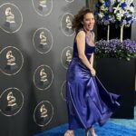 Gaby Moreno Instagram - Gracias a mi queridísimo @eldavidaguilar por cantar conmigo Luna de Xelajú en la premiere de los Grammys. 🥰 Un momento tan hermoso y especial que quedará marcado en mi vida. Gracias amigo! Siempre es tan lindo cantar junto a ti. Quiero agradecer también a mi amiga y GRAN diseñadora guatemalteca @liacohenoficial por este increíble vestido 👗 que me hizo en cuestión de días y me lo trajo mi hermana desde Guatemala 💜💜💜 Significó mucho para mí llevar un pedacito de Guate en esta ceremonia. 🥹 🇬🇹