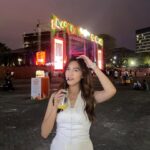 Gaby Warouw Instagram - Pestapora tahun ini seru banget! Karena kemarin aku ke booth Acaraki Golden Sparkling dan bisa ketemu banyak temennn. Di booth banyak keseruan lainnya, seperti foto bareng dan main games juga, keren dehh. Pokoknya Acaraki jadi minuman jamu modern favoriteku sekarang🤍 Kalo lagi beraktivitas dan rasanya mumet banget, Acaraki cocok nih untuk nemenin kamu! Karena rasanya seger banget dan bisa bikin kamu jadi fresh lagi, wajib untuk dicobaaaa!! #YourGoldenMoment #GoldenLeisure #acarakiGoldenSparkling #GoldenSparkling #Jamuacaraki #Jamu #Pestapora