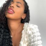 Gabz Instagram - ✨ quando o clima tempo resolve não seguir o dress code ✨