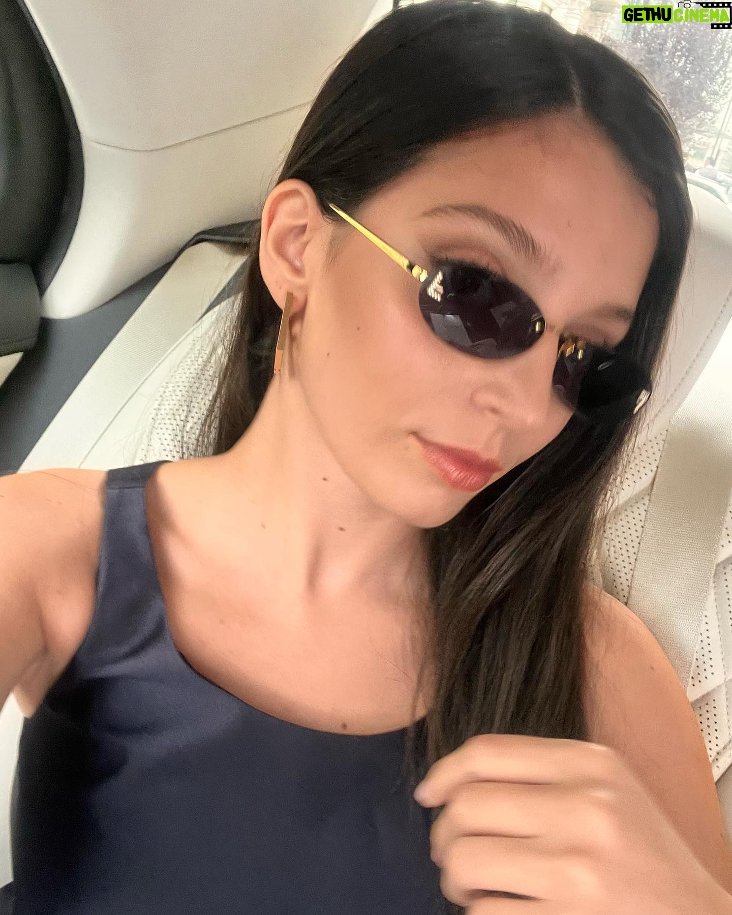 Gaia Girace Instagram - Thank you @fendi for the beautiful show🧡 #fendi #fendiss24