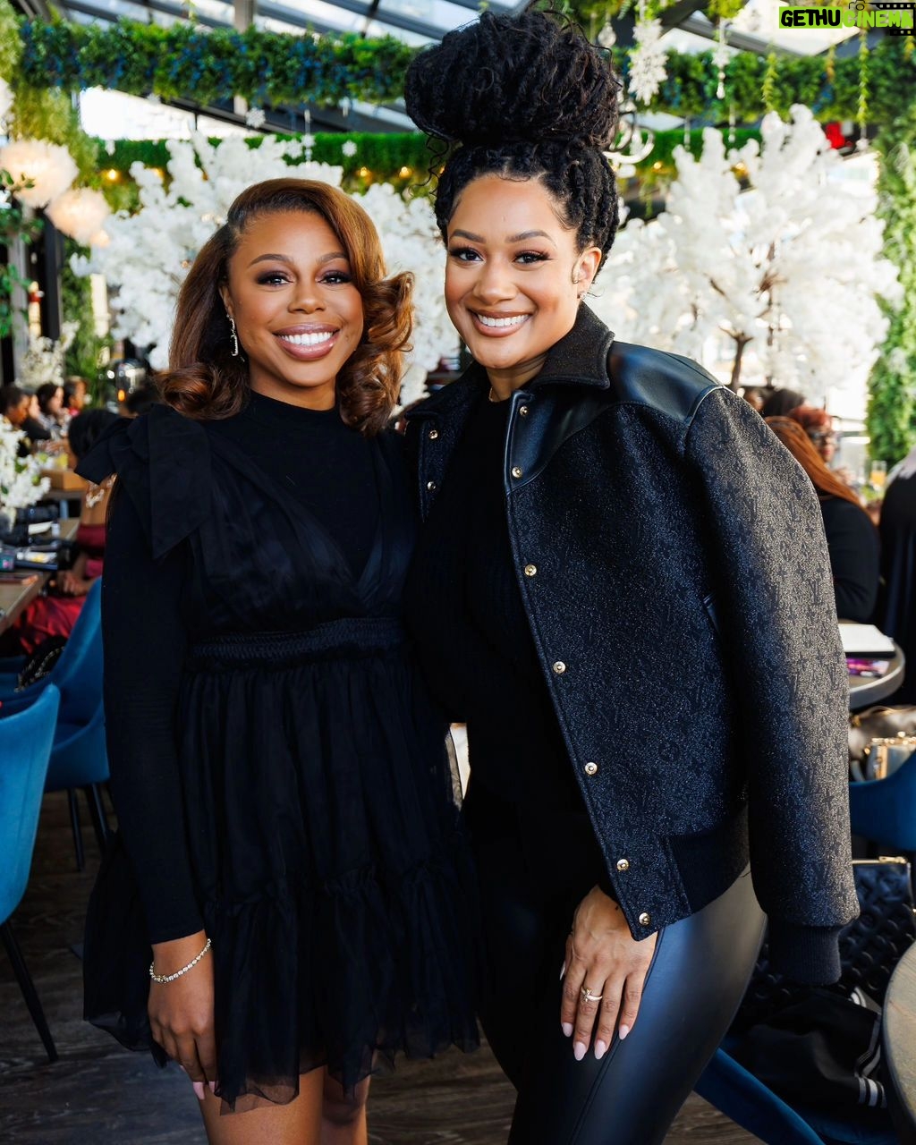 Gail Bean Instagram - Twas a brunch to remember @myavanahaircare #TasteOfTexture thank you @candyvharris 💄@jlamarbeauty 💇🏾♀️ @iamkasirene 💅 @pickacolorbrooklyn 📸 @whoelsebutgiles