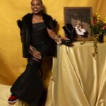 Gail Bean Instagram - @jumpman23 WOMEN’S 1s…..bc ladies love gold! #jordanwomen . Women AJ1s dropping in white x gold tomorrow. What’s a better Valentine’s Day gift than that x 2 dozen roses😏 unless I’m your Valentine, in that case….get me 2 pair (1 to rock x 1 to stock😎) #gold #jordan #aj1 #nike #jordanbrand #aj1whiteandgold . SN, that last slide never declines! ❤️ THE BIGGEST . 💄 @camaraaunique 💅🏾 @pickacolorbrooklyn 💇🏾‍♀️ @blickybodiedit 📍 @jumpman23 👗 @markgong_official Vest @cplusseries 💍 💎 @alexisbittar 👟 @jumpman23 Stylists @marcmogul x 3rika_