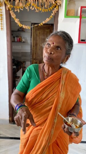 Gangavva Instagram - జూన్ 7 ప్రపంచ ఆహార భద్రతా దినోత్సవం…దయచేసి ఆహారాన్ని వృథా చేయకండి🙏 #dontwastefood #worldfoodsafetyday 
@myvillageshow @thirumal_myvillageshow 
📸 @anil_kante