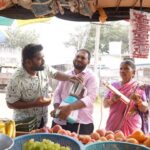Gangavva Instagram - Ela eppudu aina fruit shop lo taste chesara ? #reelsfunny