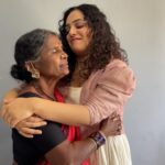Gangavva Instagram - @nithyamenen Dillu wale #sacchalove #sacchawalalove @payaldevofficial @warnermusicindia #creatertogether