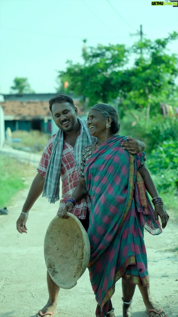 Gangavva Instagram - Raju gani lolli chudurri π Hey baby I accept the challenge - Nenu C/O Nuvvu - Telugu movie - Releasing sep 16 . @myvillageshow_raju πΊ . #heybabychallenge #gangavva #raju #heybabytrend #nenuconuvvu @sagareddythumma @nenuconuvvu