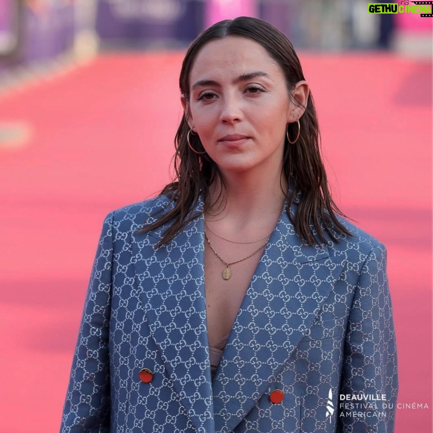Garance Marillier - 12.6K Likes - Acting like a serious jury in Deauville 🤪
@deauvilleus @gucci