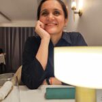 Garima Arora Instagram - POV: When you know the next order up is yours because you mentally run the service in every restaurant you ever eat. 🤦🏻‍♀️
