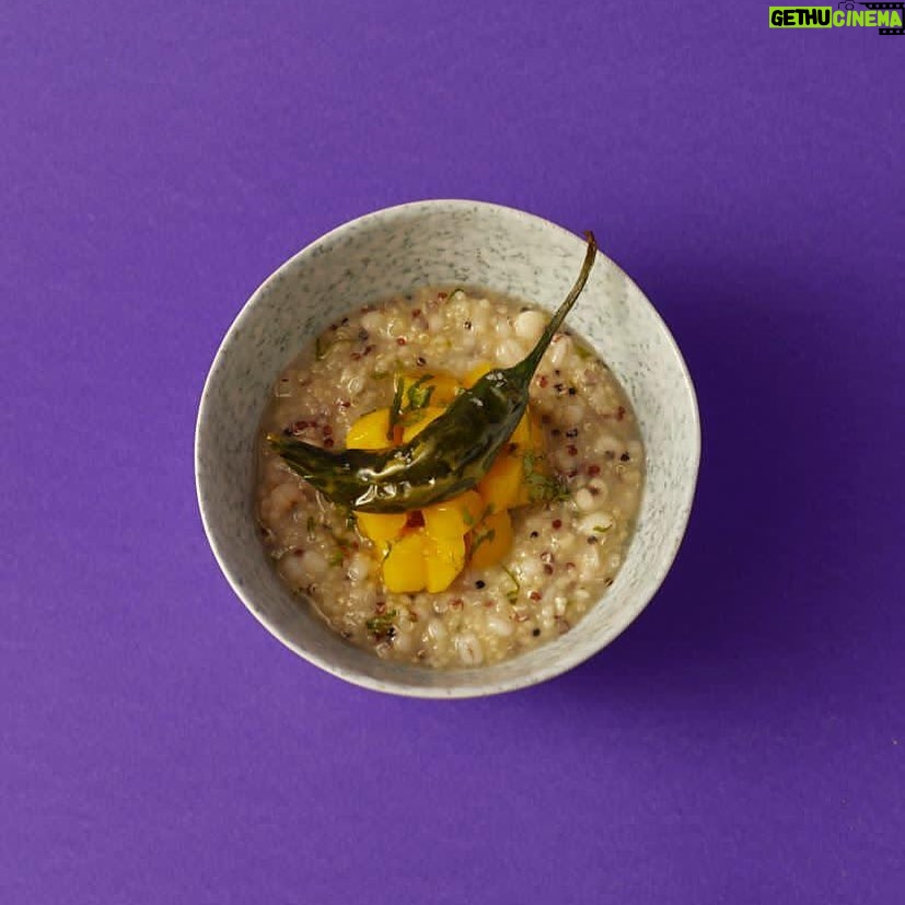 Garima Arora Instagram - 6 days to go! every bowl of breakfast back home in India is wholesome, nutritious and packed with flavours! So is breakfast @here_bkk. millets šš±š²š¬š±šš² with pickle mango and grill chilies. Want to learn more about millets use in India? Visit www.foodforward.in or @foodforwardindia and listen to the interview with the Millet Sisters Foundation in Telangana. Link below in comments.