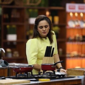 Garima Arora Instagram - POV: find someone who looks at you the way I look at my knives.
