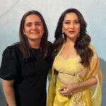 Garima Arora Instagram - If you know you know. POV: you’re 8 and are obsessing over that green and white lehenga combo at every wedding, want a dog named tuffy and only deal in ‘joote do paise lo‘ currency!! I can’t even! How amazing was it to meet @madhuridixitnene all thanks to @vikaskhannagroup