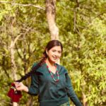 Garima Sharma Instagram – शहरमा त रहरहरु छ्न तर गाँउमा मेरो मन …❤️ 
#garimasharma #villagelife