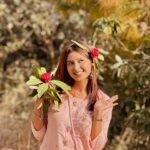 Garima Sharma Instagram - 💐🍁🌿 #keepsmiling #positivevibes #lostinwoods 🌲