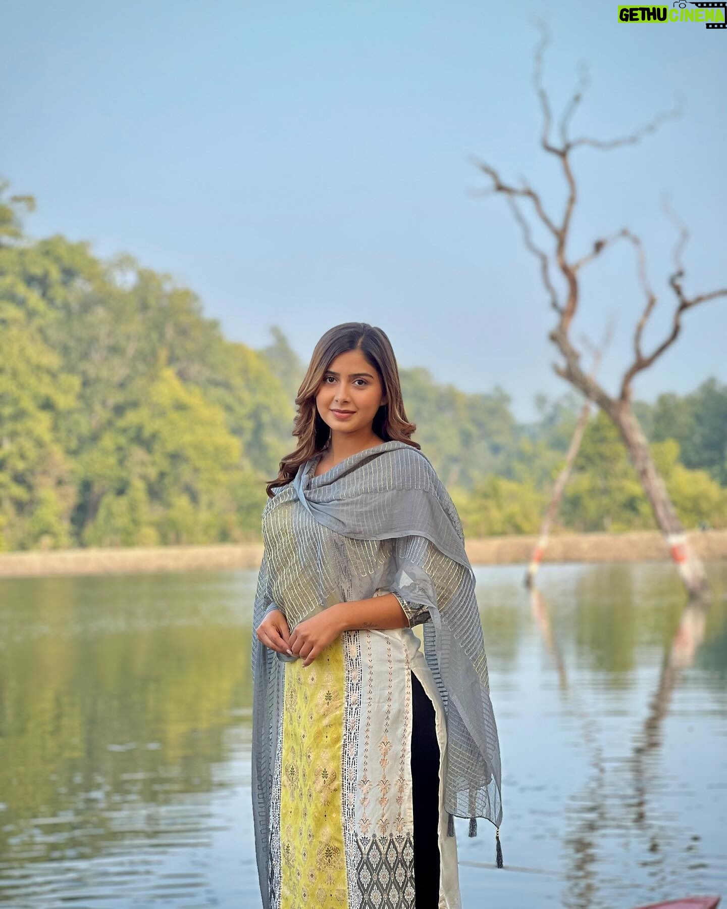 Garima Sharma - 1.6K Likes - Teri kurti sexy lagti bey 😉🫶
#keepsmiling #positivevibes #instagood #explorepage