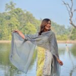 Garima Sharma Instagram – Teri kurti sexy lagti bey 😉🫶 

#keepsmiling #positivevibes #instagood #explorepage