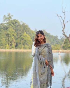 Garima Sharma Instagram - Teri kurti sexy lagti bey 😉🫶 

#keepsmiling #positivevibes #instagood #explorepage