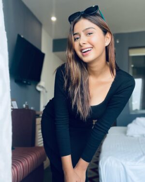 Garima Sharma Instagram - #keepsmiling ☺️♥️