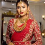Garima Sharma Instagram - Saundaurya -lll by @makeupbyjanu_njs Look -1 Nepali Wedding Bridal look Team Gorgeous @garimasharma_official Style and MUA @makeupbyjanu_njs HA @rofyna PC @uddibaba Outfit @rashree_design @rashreethebotiq Jewellery @shree_natraj_jewellers location @njsthebeautypoint_salon #makeupbyjanu🧝🏻‍♀️ #njsthebeautypoint💄 #unisexsalon #bridalmakeupshoot #worldwidemua #internationallycertified #hmua #fashion #jewellery #photography