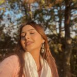 Garima Sharma Instagram - 💐🍁🌿 #keepsmiling #positivevibes #lostinwoods 🌲