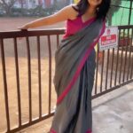 Gauri Kulkarni Instagram - असच..!😁 Saree- @bahurupa_ Jewellery- @jewe_llery.box Styled by - @rupalibhosle 😘 Nails- @nakhrel_nails ❤️