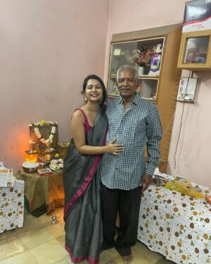 Gauri Kulkarni Instagram - Happy Diwali everyone 🎇🩷

My saree- @bahurupa_