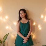 Gauri Kulkarni Instagram - Saste Lighting ke Nashe 🤭💚 Dress- @sadagi.in P.C- @ashayrtulalwar