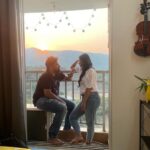 Gauri Kulkarni Instagram - I have been witnessing @dhawalpokle work tirelessly for last one year for his youtube channel @Kardiguy🥹❤️. Through sweat, laughter and dedication, our team has poured hearts into creating something special. Today we unveil the first episode of “Chitrahaar”. I am glad I could be part of this project. Here’s to the magic that happens when close friends come together. 🎬✨💜❤️ Link in Bio😊 @manchekar_anurag @prathameshbsound_1195 @insta4_sahil @rutuja_bagwe @khankarorama @abhishek_shelar02 @ashayrtulalwar @sanikasule @pranavgandhe @adinath.patkar #Chitrahar #Dreamteam #love #gaurikulkarni #youtube