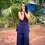 Gauri Kulkarni Instagram - Flaunting my favourites 💙💚 Dress- @sadagi.in 😘 Nails- @nakhrel_nails 😊