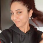 Gautami Kapoor Instagram - Love myself ❤️❤️❤️…. DO YOU LOVE YOU ??? #loveyourself #goodmentalhealth #amzingattitude 🥂