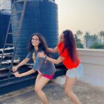 Gautami Kapoor Instagram - Laughing, twirling, dancing & enjoying with my favourite dance buddy 💃 @gautamikapoor #dhadak #train #fyp #trend #duo #dance #insta #dancersofinsta