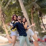 Gautami Kapoor Instagram - Let’s get drenched in hues of happiness this Holi 🧡🩷🩵🩶 #trend #explore #holi #vibe #tribe #fypp #dance #reels #weekend #meremehboobmeresanam