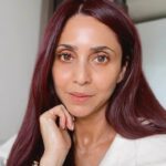 Gautami Kapoor Instagram - Meri samajh ke bahar hain…. Kya aap samjh ke samjha sakte hai ki aisa kyun ???? Good morning Instafam!!! #confused #sawaaljawaab 😀😀